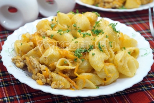 Макароны ракушки с фаршем на сковороде Макароны ракушки с фаршем на сковороде