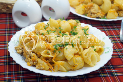 Макароны ракушки с фаршем на сковороде Макароны ракушки с фаршем на сковороде